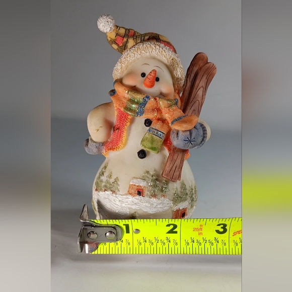 Vtg. Snowman Figurine,  Skiing Darling in Sweater, Scarf and Hat - Picture 7 of 7